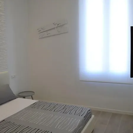 Diamond House Apartment