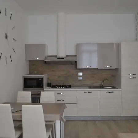 Diamond House Apartment *