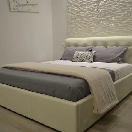 Diamond House * لا سبيتسْيا